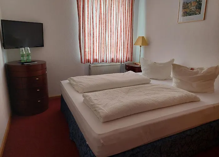 Hotel Der Heurige Im Zum Loewen