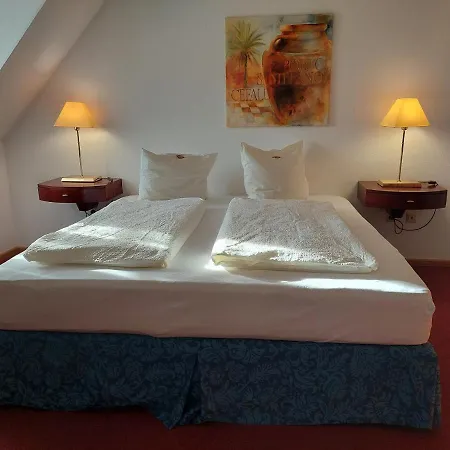 Der Heurige Im Zum Loewen Hotel