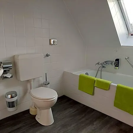Hotel Der Heurige Im Zum Loewen