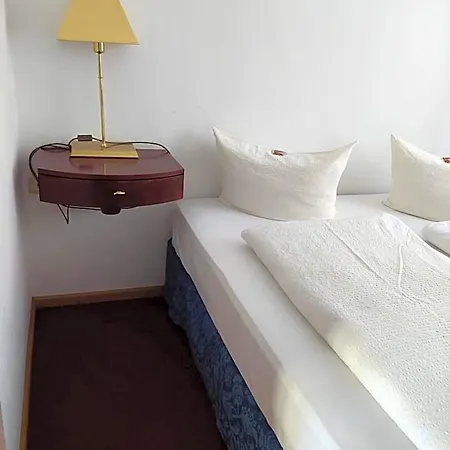 Der Heurige Im Zum Loewen Hotel *