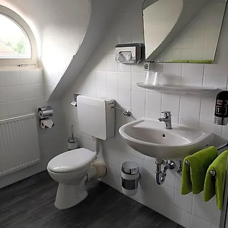Hotel Der Heurige Im Zum Loewen *